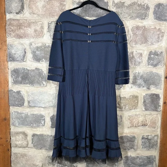 Tadashi Shoji Too Navy Blue Dress 1X Plus Size‎ Pleated Mesh Trim Party Formal